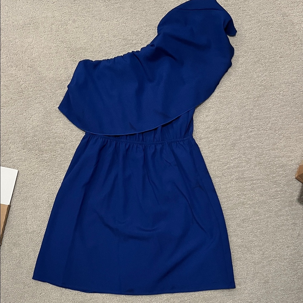 One-Shoulder Blue Dress